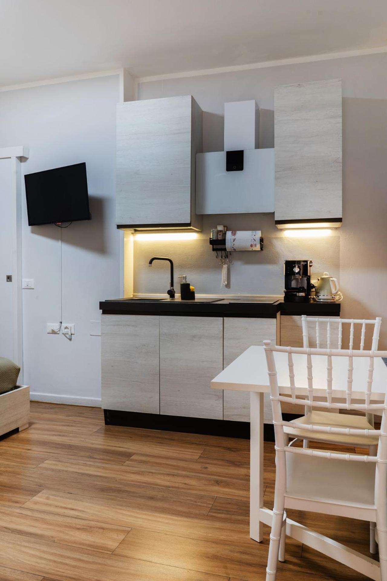 Il Loto Apartment Bologna Exterior photo